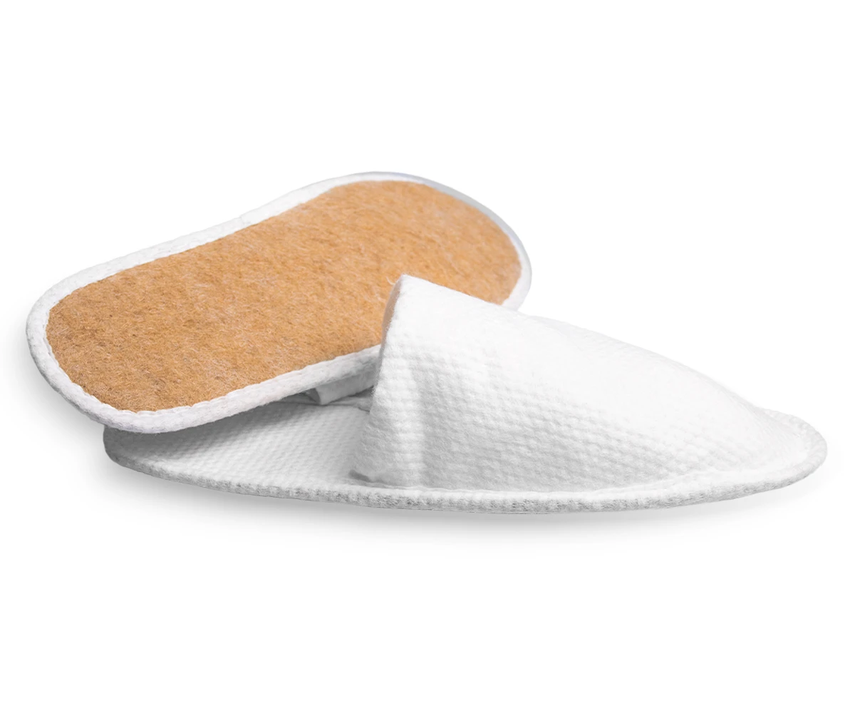 Pantoffeln ALDA Natural mit geschlossener Spitze, 30 cm