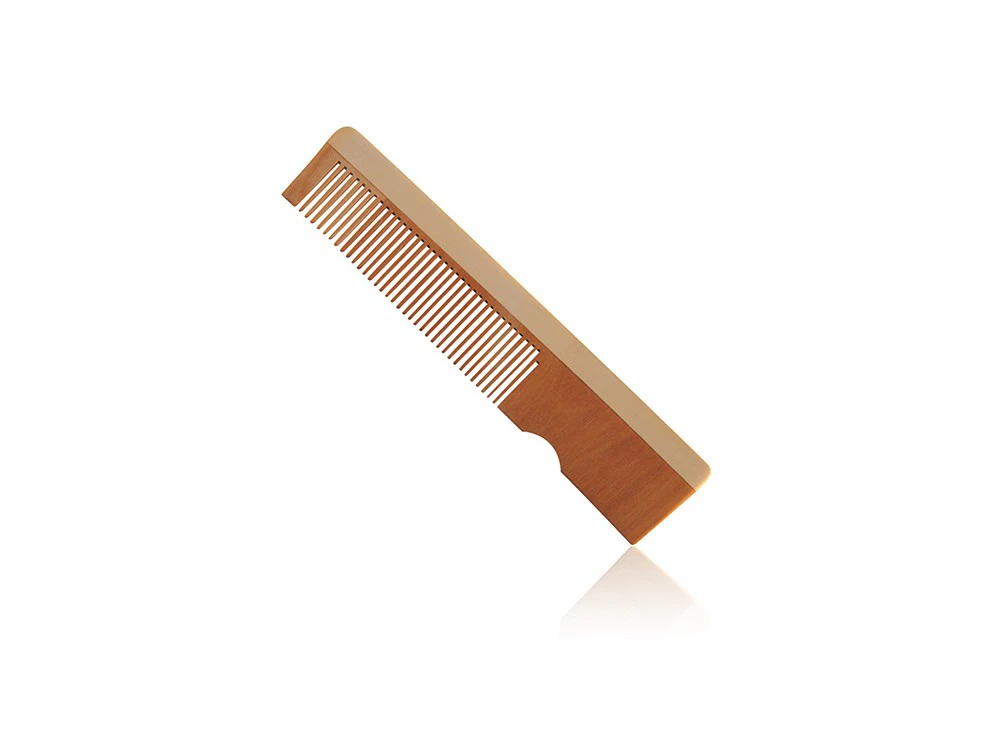 Kamm, Holz, Hotel Amenities